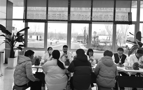 2月28日,济南市妇幼保健院各院区联动开展罕见病日多学科义诊活动